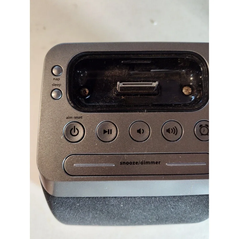 i Home Clock And Charger 1205